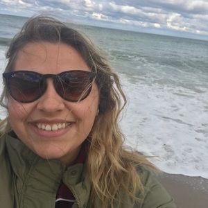 Meet your Posher, Erin